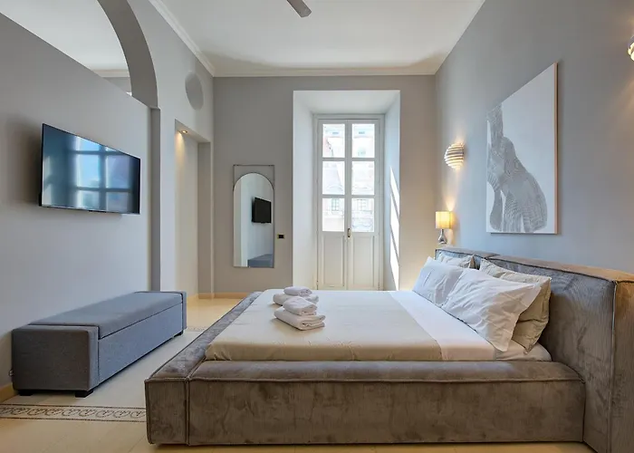 Apartment San Giovanni 3br Balcony View Irex Rome